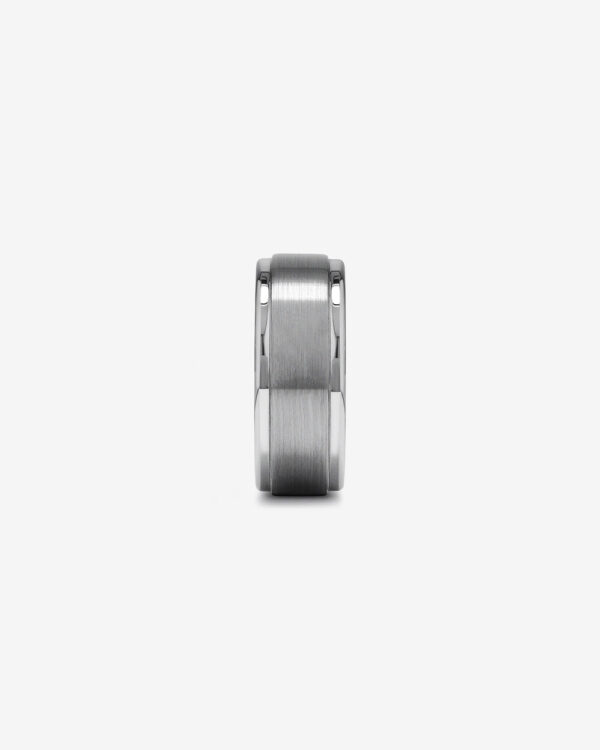 Men's Ring in Grey Sapphire Tungsten